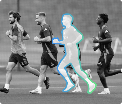 Soccer players running with highlighted player showing wrong fit analysis